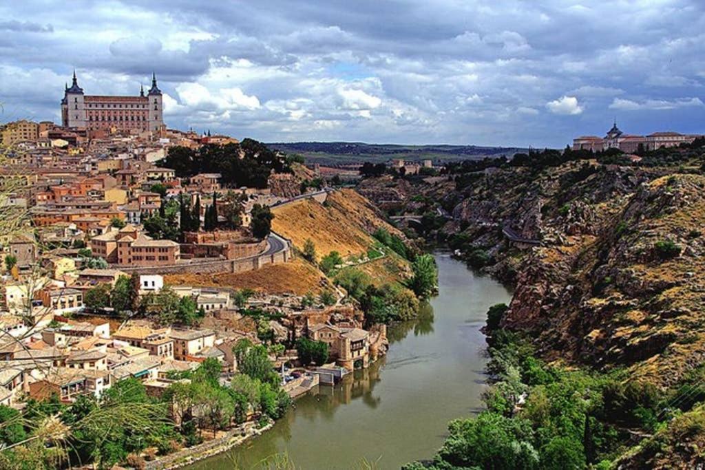 Stay Toletvm Apartametos Turisticos Toledo Bagian luar foto